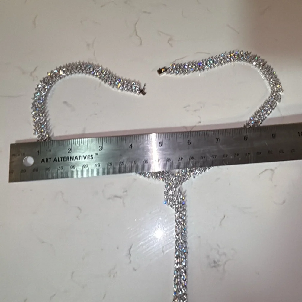 Exquisite Silver Necklace - Picture 17 of 17